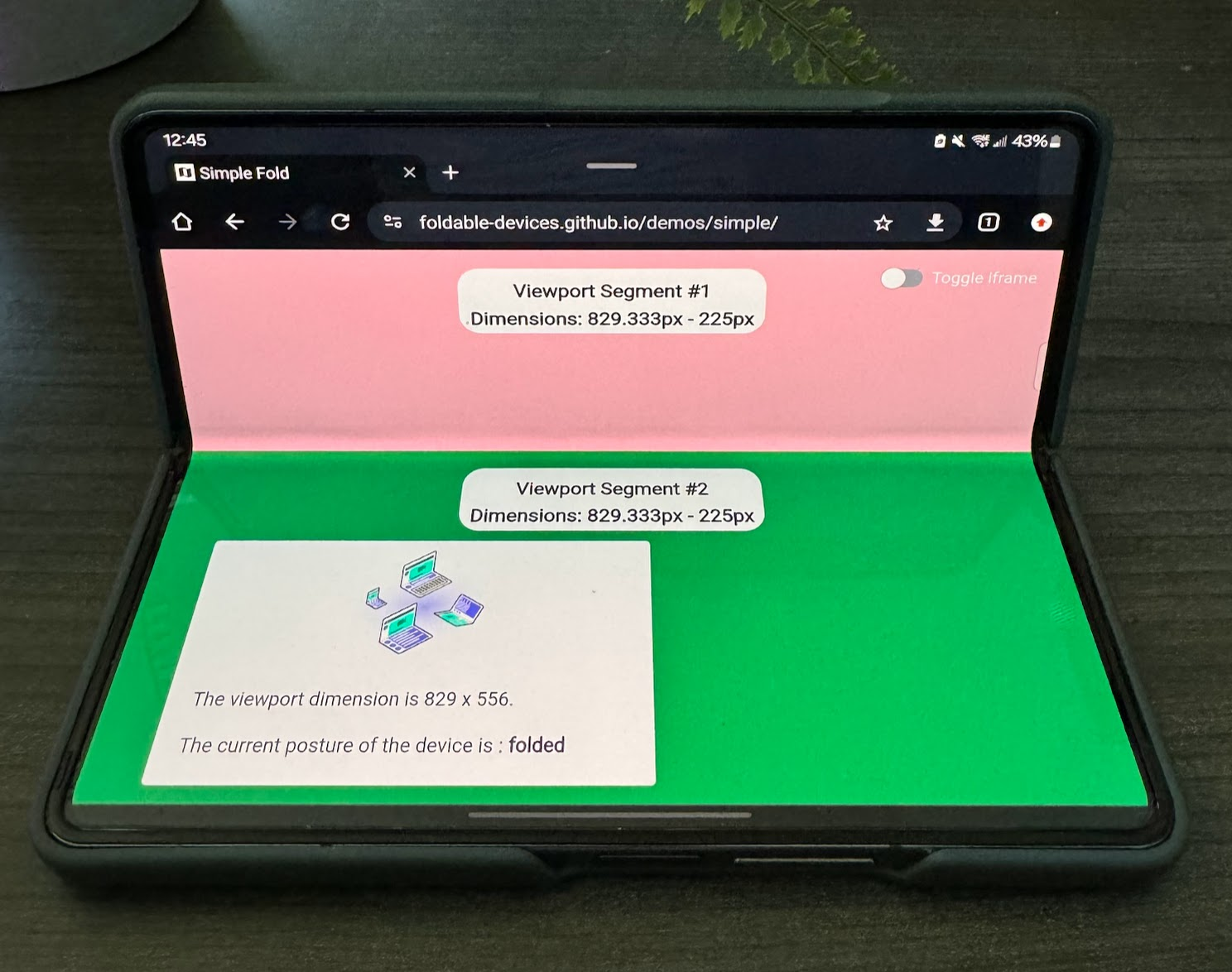 Foldable device showing a webpage being split in two logical segments along
the hinge.
